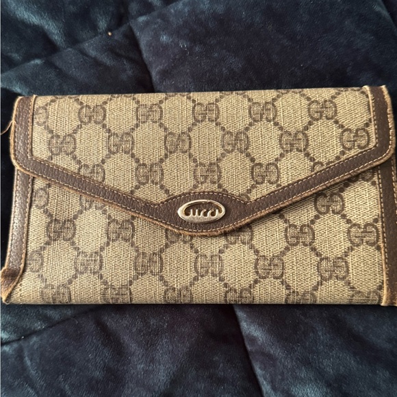 Gucci Brown Monogram Clutch - Picture 1 of 9